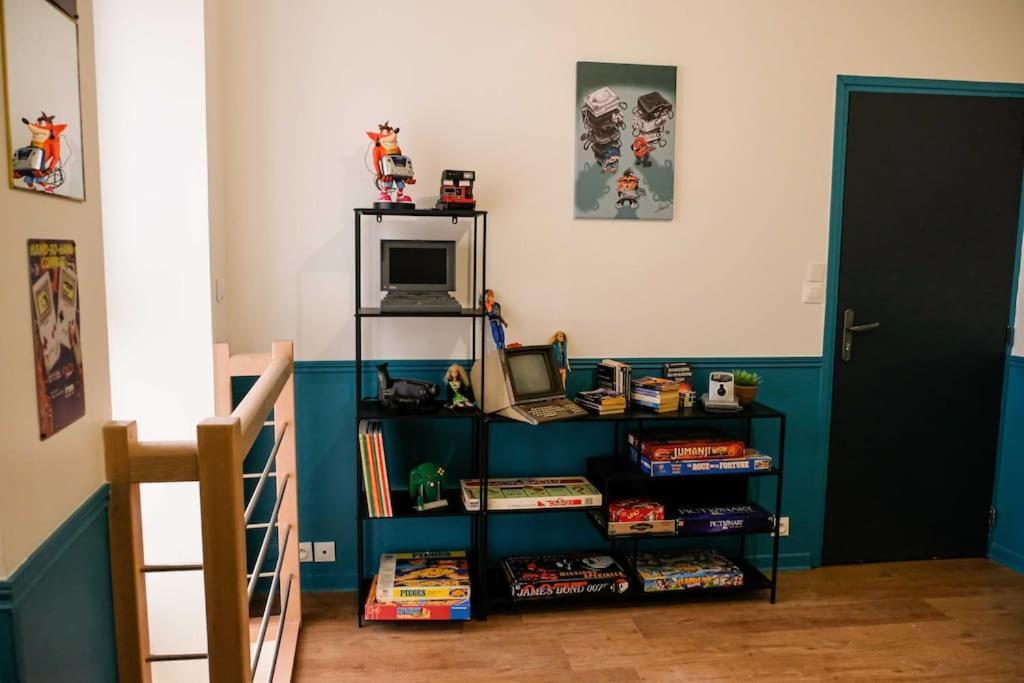 Nostalgie 90- Emplacement Ideal- Parking Gratuit Apartment *