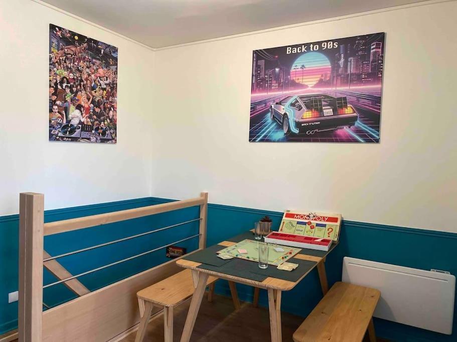 Nostalgie 90- Emplacement Ideal- Parking Gratuit Apartment *
